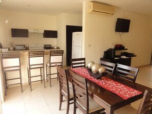 Apartment | In-room dining