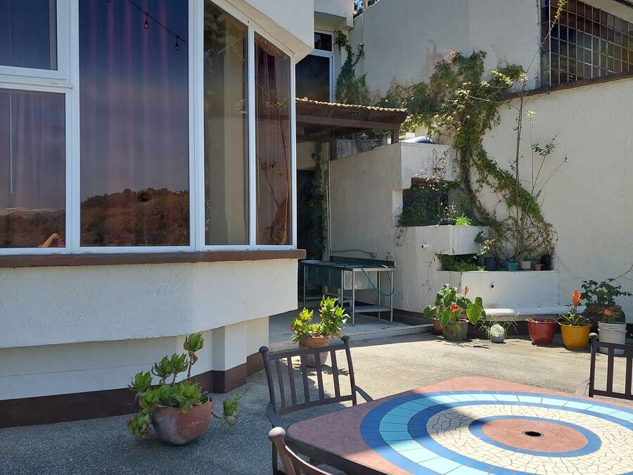 Chambre Familiale, plusieurs lits, non-fumeurs | Terrasse/Patio