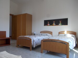 Triple Room | Bed sheets, wheelchair access - Sa 'E Jana (Orgosolo)