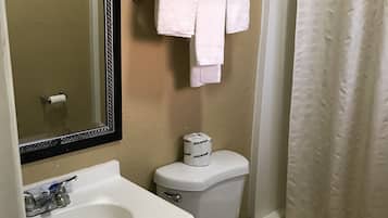 Combined shower/tub
