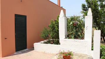 Apartment, 1 Bedroom | Terrace/patio