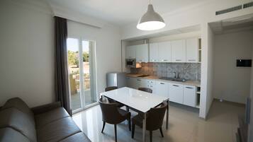 Appartamento Classic, 1 camera da letto | Area soggiorno | TV a schermo piatto