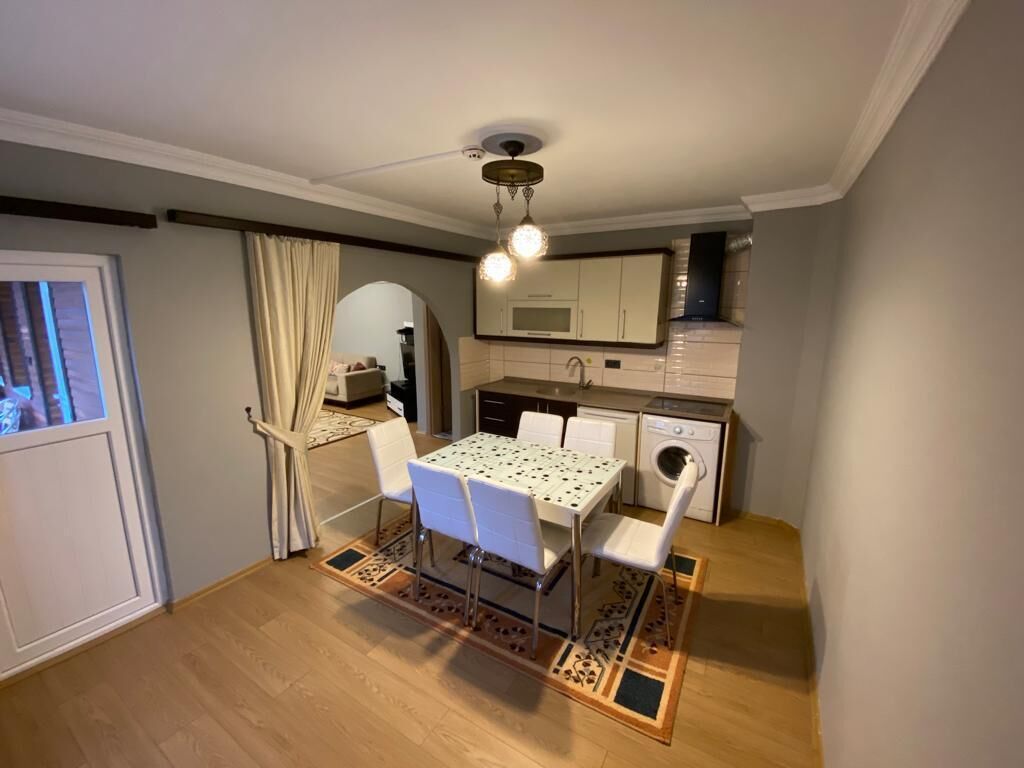 Elite Apartment, 3 Bedrooms | Private kitchen | Fridge, oven, stovetop, electric kettle