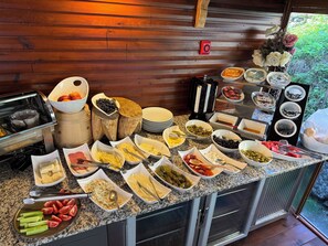 朝食ビュッフェ