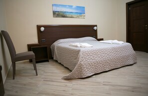 Minibar, in-room safe, desk, cribs/infant beds - Villa Albertina Exclusive B&B (Parabita)