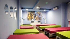 Area giochi per bambini (al coperto)