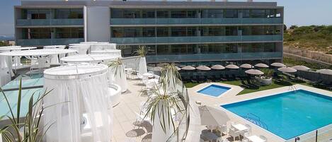 Outdoor pool, pool umbrellas, pool loungers