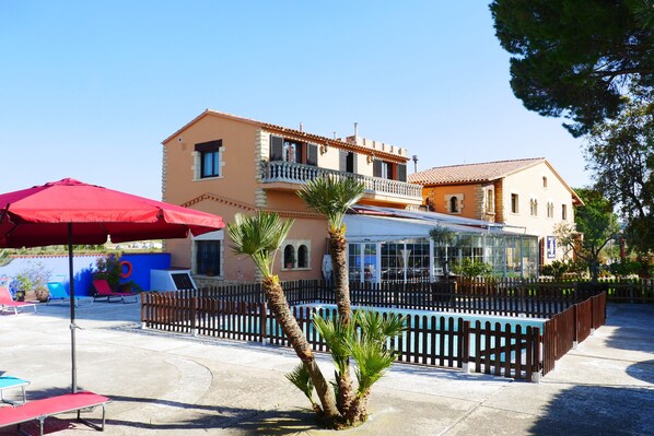 Majoituspaikan julkisivu