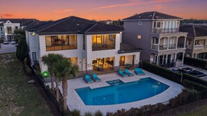 Exterior - Bright Chic Oasis with Private Pool and Spa at Reunion (Kissimmee)