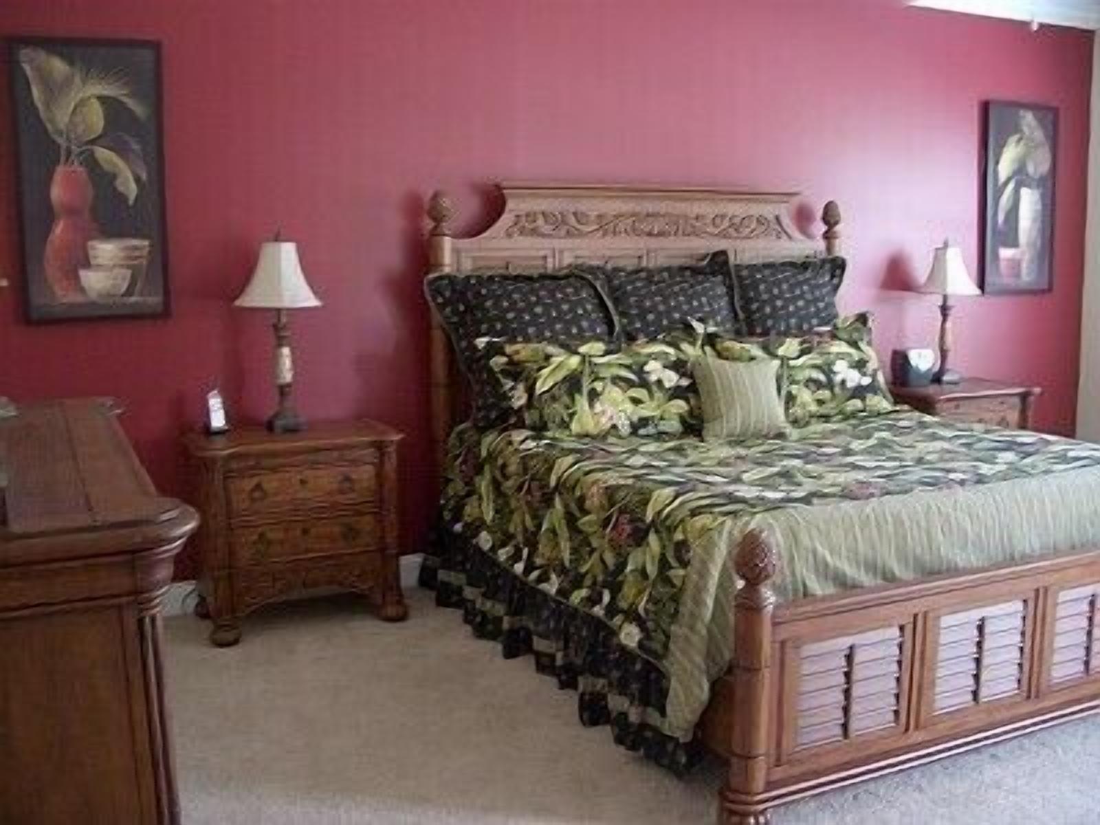 Very Clean & Luxurious Living loaded with extras that won't cost you extra!!!!!