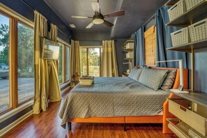 10 bedrooms, desk, blackout drapes, iron/ironing board