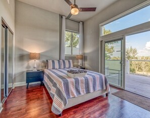10 bedrooms, desk, blackout drapes, iron/ironing board