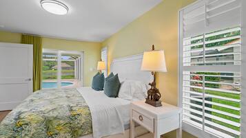 House, 4 Bedrooms, Private Pool, Lake View