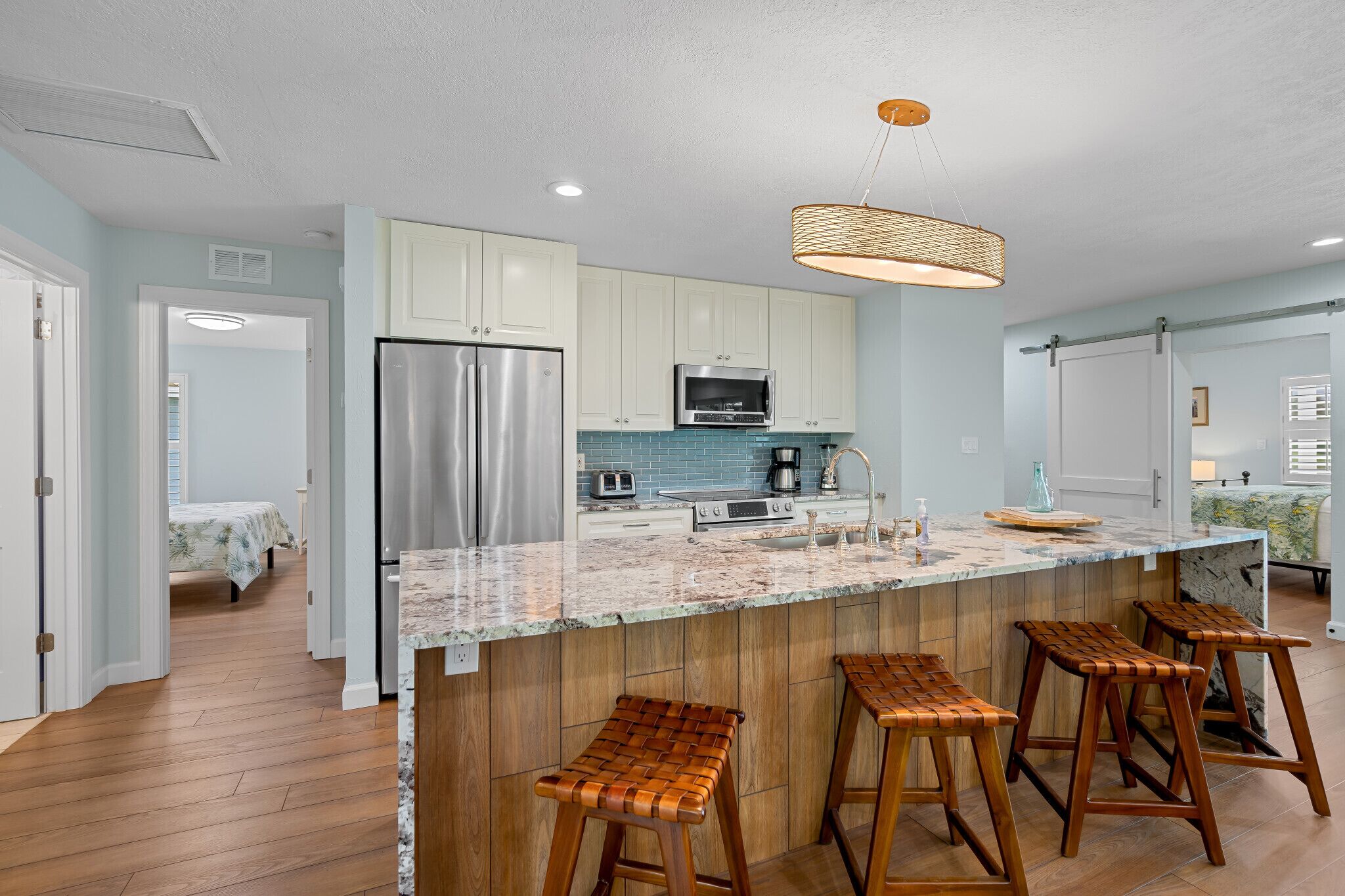 House, 4 Bedrooms, Private Pool, Lake View | Private kitchen | Fridge, microwave, stovetop, dishwasher