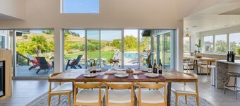Coplan Vineyards Sonoma Vineyard Estate; 50 'Basseng, Spa, Ultra Moderne; vinprodusenter