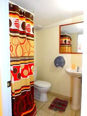 Shower, towels