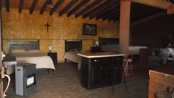 Suite, varias camas | Vista desde la habitación