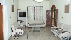 Interior detail - Luxury House (Karachi)