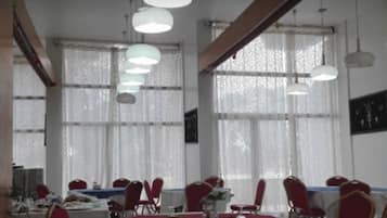 Breakfast, lunch, dinner served; local and international cuisine