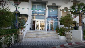 Front of property - Hôtel Chelia (Batna)