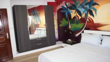 Apartemen Bisnis, 1 Tempat Tidur King | 1 kamar tidur, seprai premium, dan didekorasi berbeda-beda