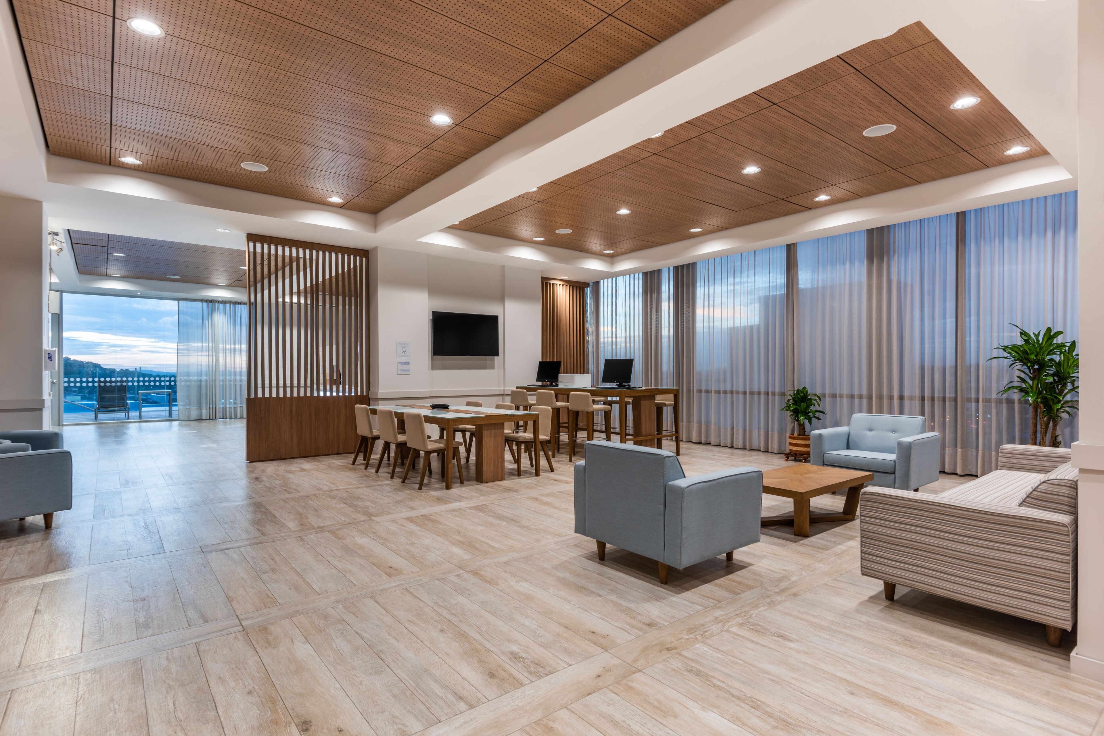 40-inch led tv with cable channels, tv