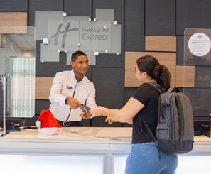 Reception - Holiday Inn Express Cartagena Manga by IHG (Cartagena)