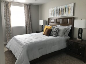 2 dormitorios, tabla de planchar con plancha, wifi gratis y ropa de cama