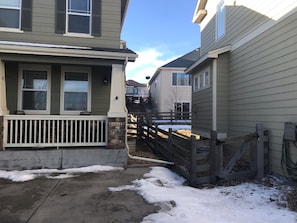 المنشأة من الخارج