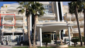 Exterior - Luxurious apartment with direct sea view (free WIFI, 5 minutes to the beach) (Gardamar des Segura)