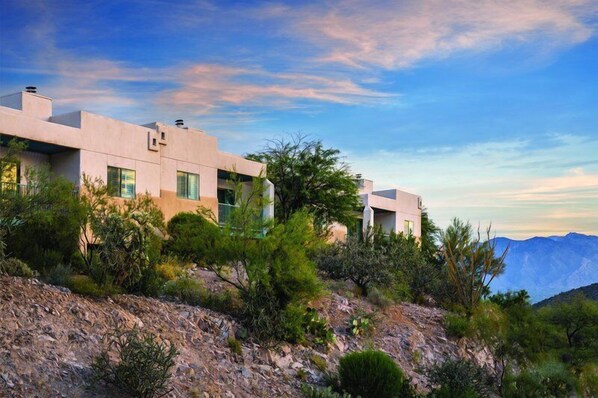 Exterior - Panoramic Views!! Gorgeous 2 bedroom en-suite Casita in Starr Pass. (Tucson)