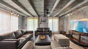 Smart TV, DVD player