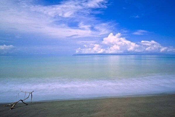 Beach nearby - *Peaceful *Quiet *Beach Home *50MBPS *Pavones (Langostino)