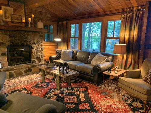 Story Book Vintage Northwoods Lodge Loaded With Charm & Comfort
