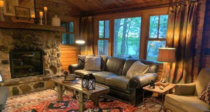 Story Book Vintage Northwoods Lodge Loaded With Charm & Comfort