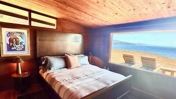 3 quartos, ferros/tábuas de passar roupa, berço de viagem
