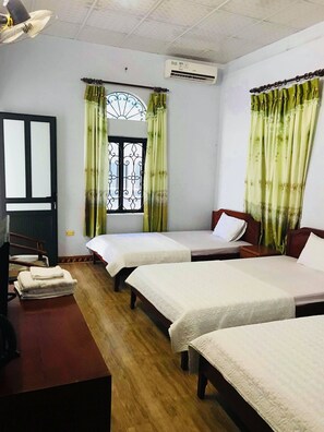 Triple Room - Thuy Duong Ha Long Hotel - Hostel (Ha Long)