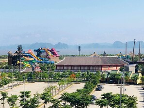 View from property - Thuy Duong Ha Long Hotel - Hostel (Ha Long)