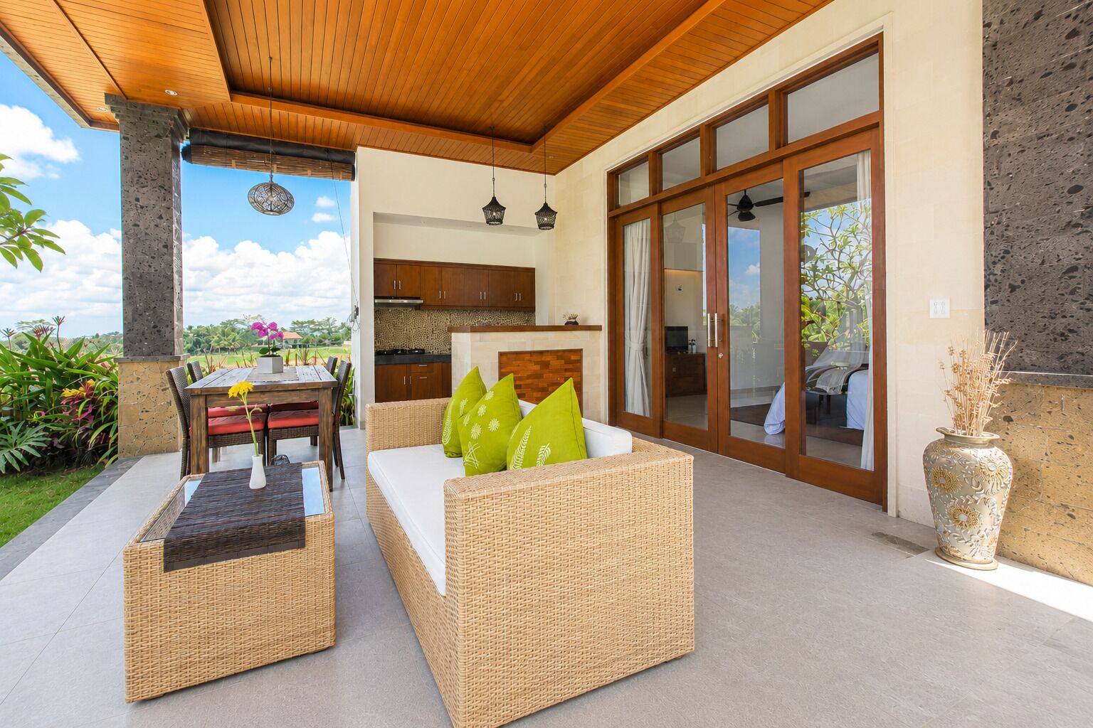 Private kitchenette