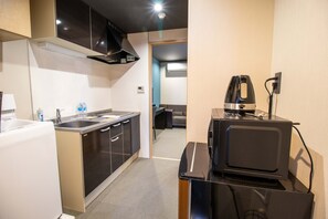 Desk, free WiFi, bed sheets - Stay SAKURA Kyoto ZEN (Kyoto)