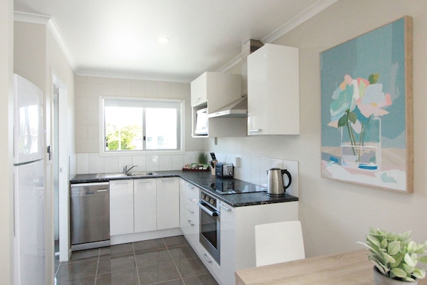 Superior Apartment, Multiple Beds (Unit 1) | Private kitchen