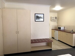 Room amenity - Outback Quarters Motel Hay (Hay South)