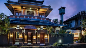 Front of property – evening/night