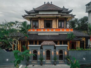 Front of property - Grand Ashanti Villa (Ubud)