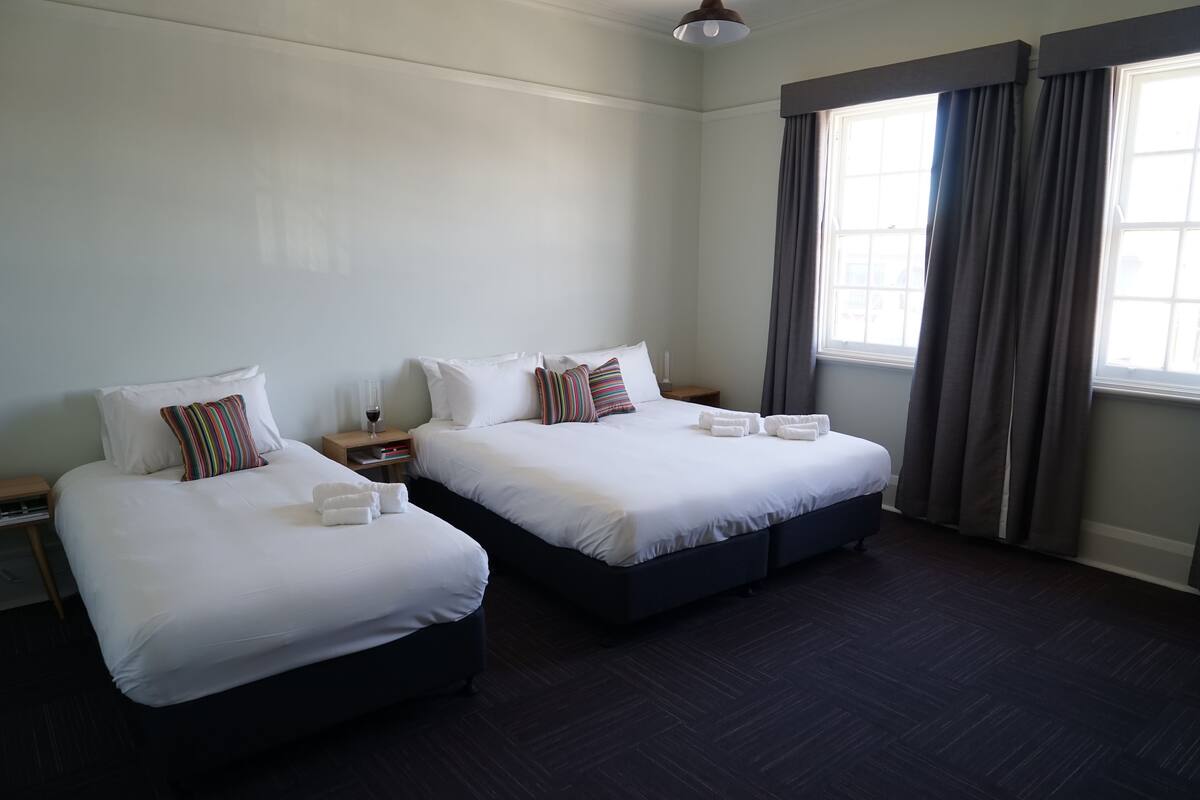 Superior Triple Room | Egyptian cotton sheets, premium bedding, WiFi (free), bed sheets