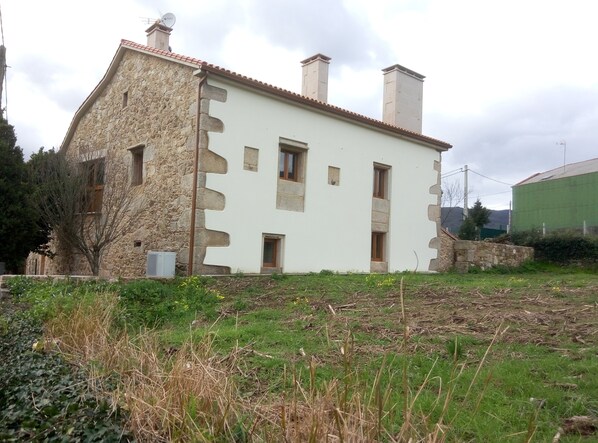 Fachada de la propiedad