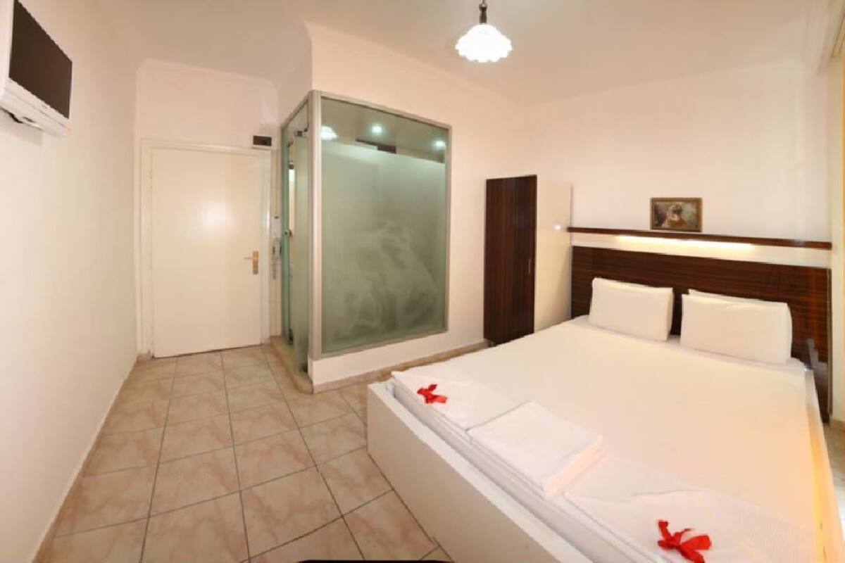 1 bedroom, free WiFi, bed sheets
