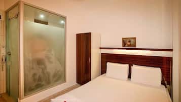 Free WiFi, bed sheets