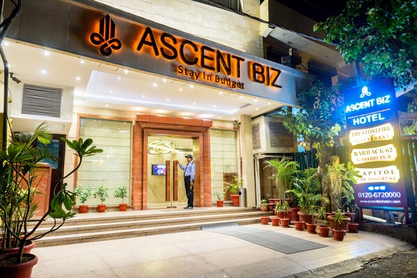 Property entrance - Ascent Biz Hotel (Noida)