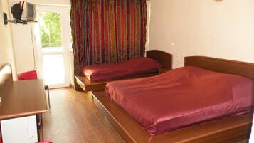 Cottage, 2 Bedrooms | In-room safe, desk, soundproofing, iron/ironing board